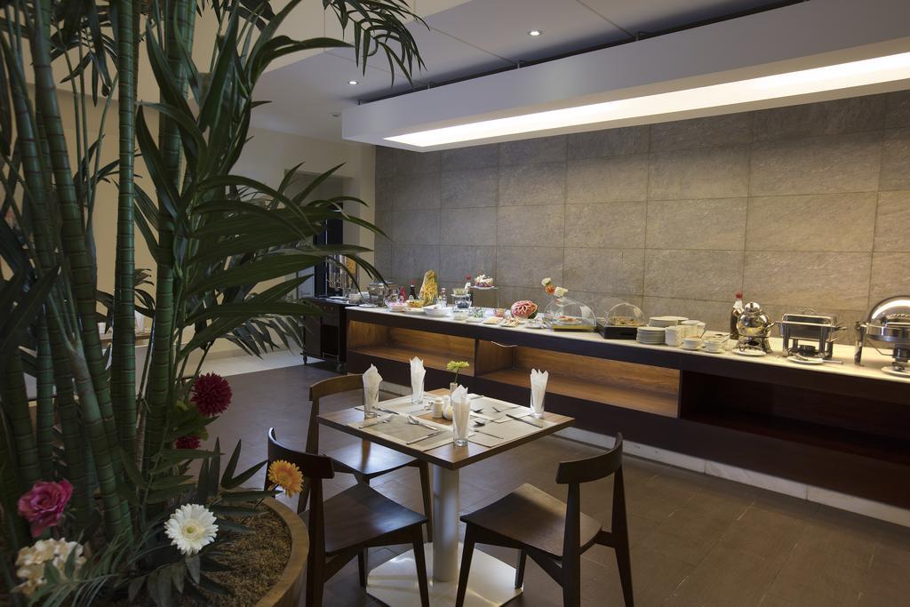 Grand Lily Hotel Suites Al-Hofuf Exterior foto